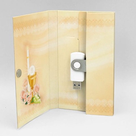 Beżowe Róże - Komunijna Pamiątka - DigiAlbum PK6009