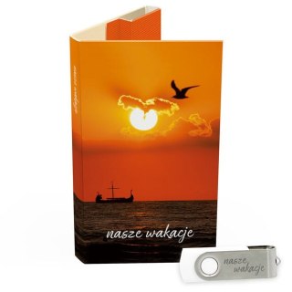 Wakacje - Statek na Tle Zachodu Słońca - DigiAlbum TU1508